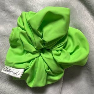 XXL name brand hair bows x 4